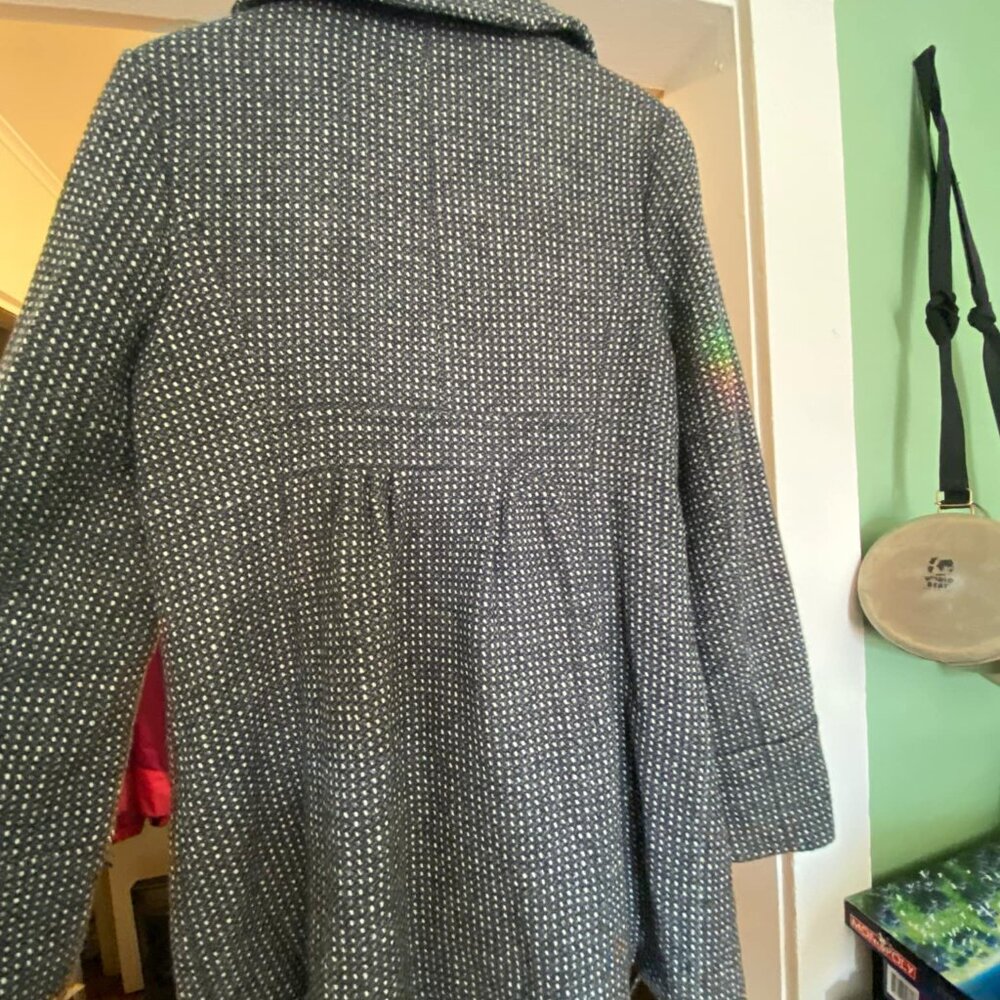 coat - Picture 2 of 4